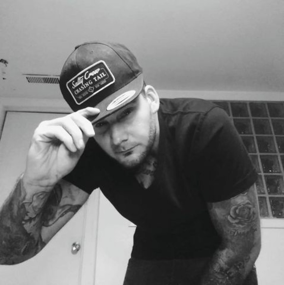 Meet your Posher, Chris - Picture 1 of 1